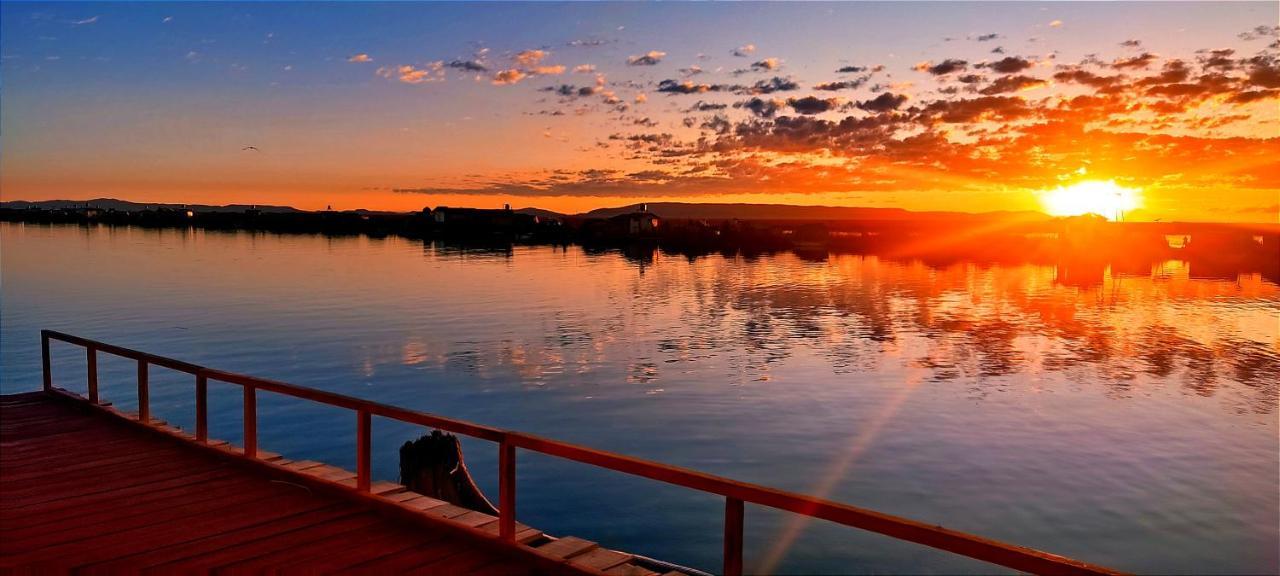 פונו Lago Titicaca מראה חיצוני תמונה
